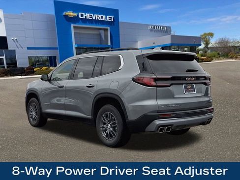 Used 2025 GMC Acadia Elevation image 6