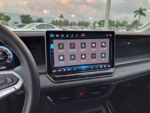 New 2026 Volkswagen Tiguan S image 8