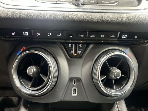 Certified 2023 Chevrolet Blazer LT AWD/4WD image 12