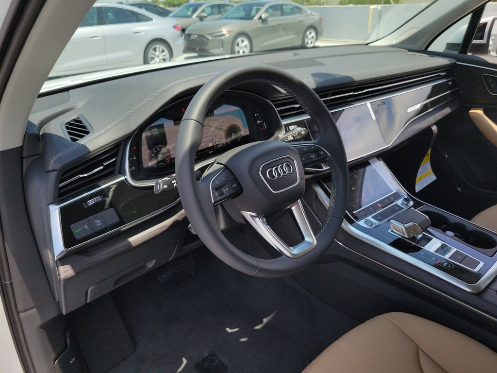 New 2026 Audi Q7 3.0T Premium AWD/4WD image 7