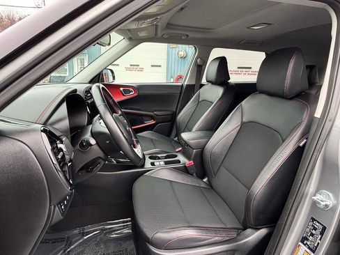 Used 2023 Kia Soul GT-Line w/ GT-Line Technology Package image 15