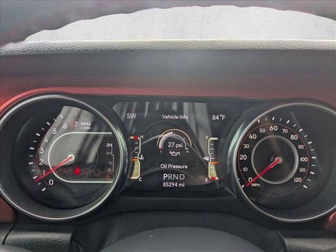 Used 2021 Jeep Wrangler Unlimited Rubicon w/ LED Lighting Group AWD/4WD image 11