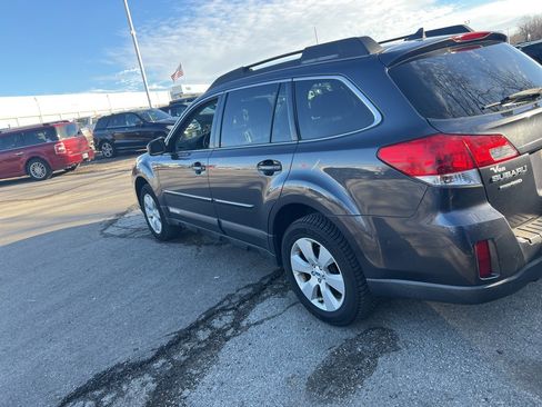 Used 2012 Subaru Outback 2.5i Limited w/ Moonroof Pkg image 6