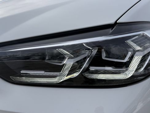 Used 2024 BMW X3 xDrive30i image 6