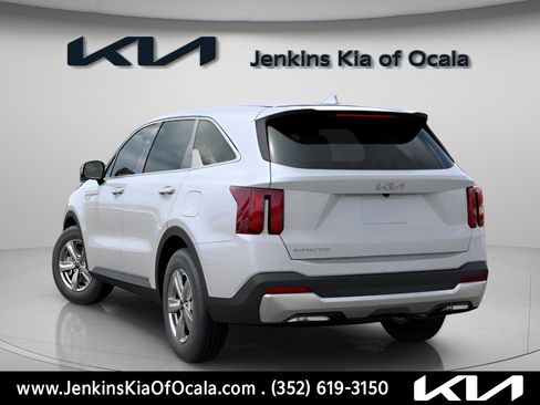 New 2026 Kia Sorento LX image 6