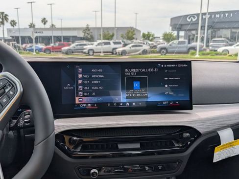 New 2026 BMW 330i Sedan w/ M Sport Package image 9