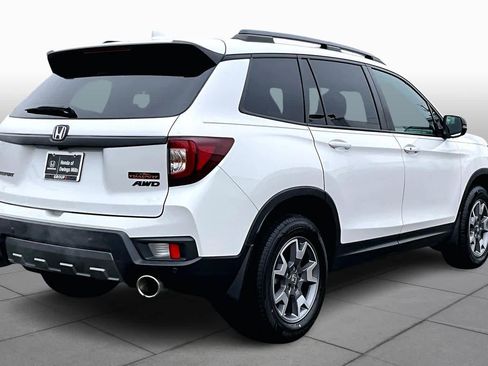 Used 2023 Honda Passport TrailSport image 12