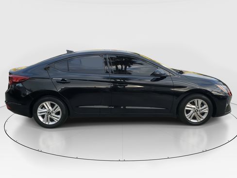 Used 2020 Hyundai Elantra Value Edition image 2