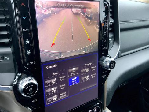 Used 2019 RAM 1500 Laramie image 25