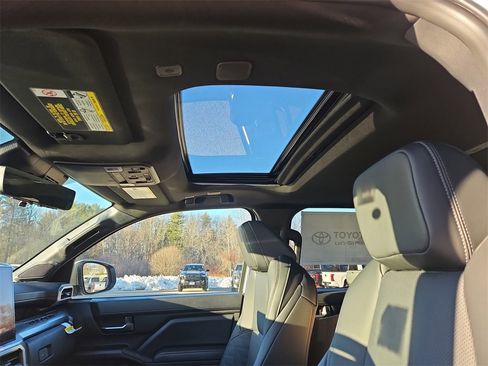 New 2026 Toyota Tacoma 4x4 Double Cab image 9