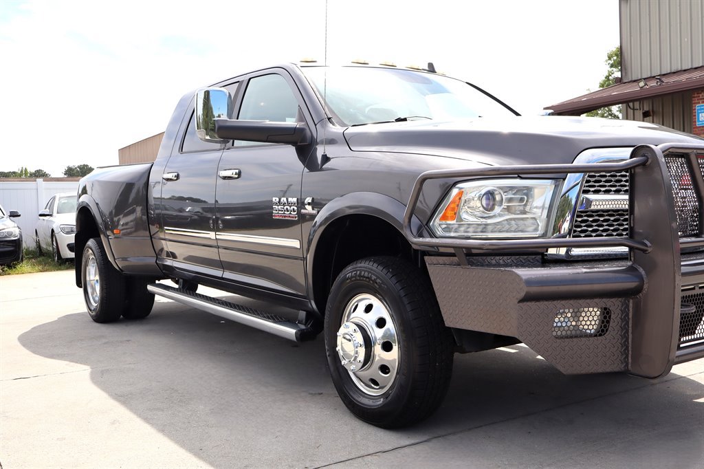Used 2014 RAM 3500 Laramie w/ Protection Group AWD/4WD image 14
