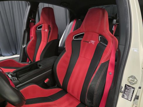 Used 2017 Honda Civic Type R image 17