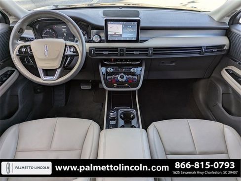 Certified 2022 Lincoln Corsair FWD w/ Premium Package image 14