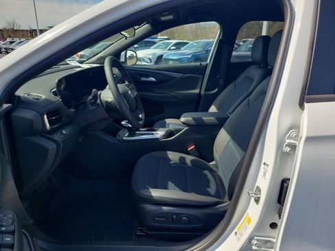 New 2026 Buick Envista Sport Touring w/ Convenience I Package FWD image 16