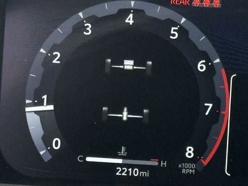 Used 2025 Toyota Tacoma TRD Sport AWD/4WD image 16