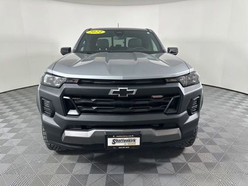 Used 2024 Chevrolet Colorado Trail Boss w/ Advanced Trailering Package image 8