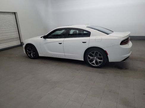 Used 2016 Dodge Charger SXT w/ Plus Group image 3