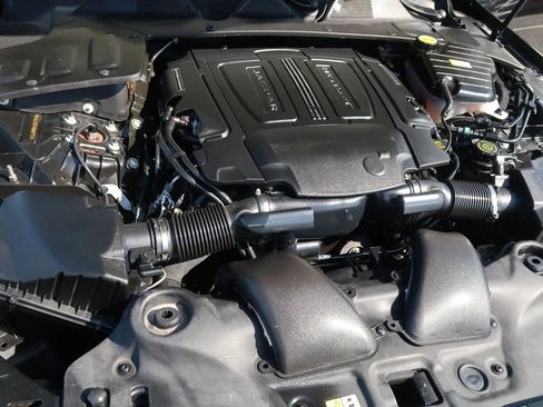 Used 2017 Jaguar XJ L Portfolio image 45