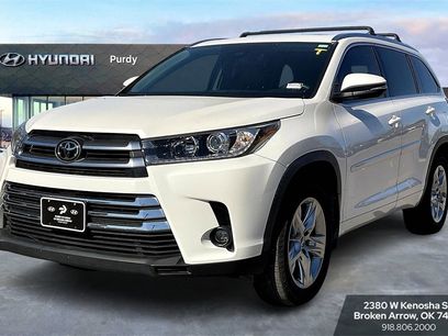 Used 2019 Toyota Highlander Limited