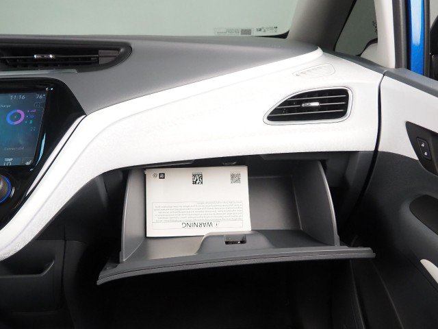 Used 2020 Chevrolet Bolt Premier w/ Infotainment Package FWD image 40