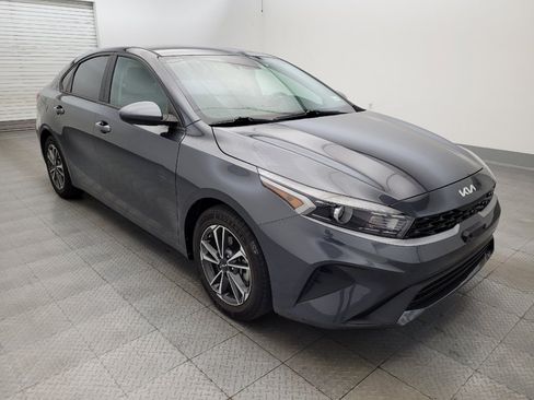 Used 2023 Kia Forte LXS FWD image 13