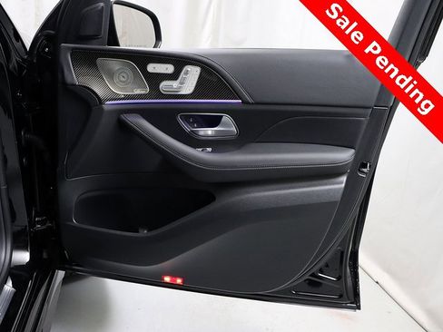 Certified 2025 Mercedes-Benz GLE 53 AMG 4MATIC image 36