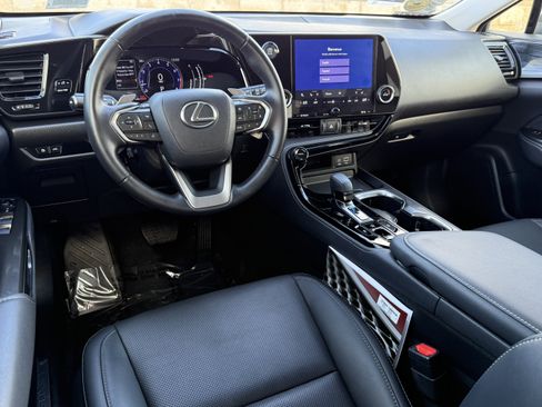 Certified 2025 Lexus NX 250 250 Premium image 28