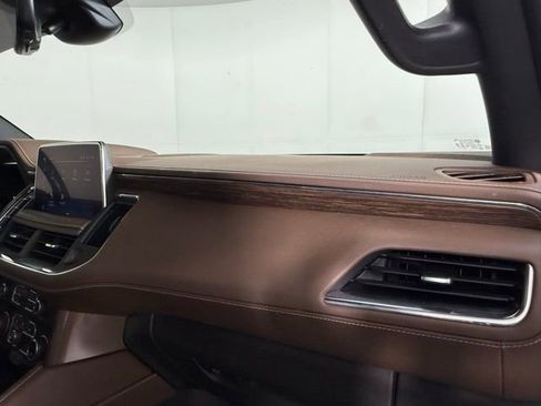 Used 2023 Chevrolet Suburban High Country w/ Premium Package 2 RWD image 34