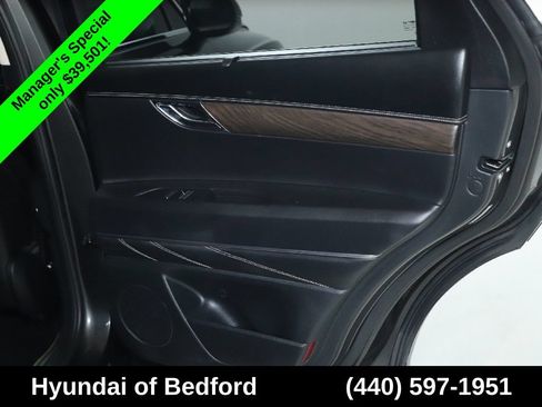 Used 2024 Genesis GV80 2.5T AWD/4WD image 34