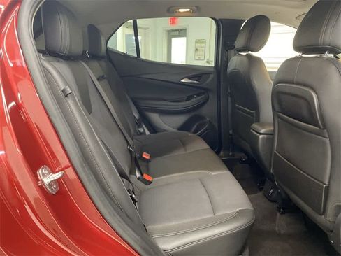 Used 2022 Buick Encore GX Select w/ Experience Buick Package image 18