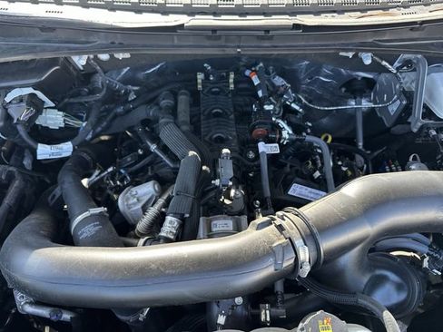 Certified 2025 Ford Expedition Platinum AWD/4WD image 29