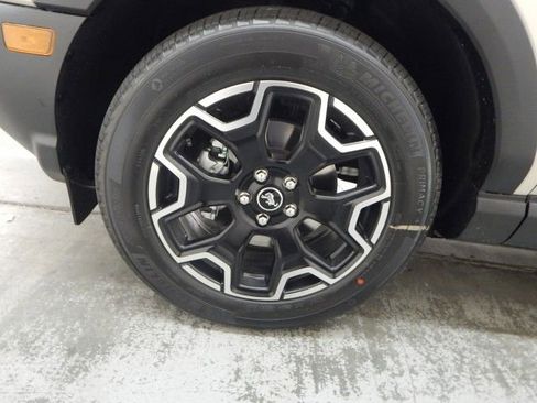 New 2025 Ford Bronco Sport Outer Banks w/ Outer Banks Tech Package+ image 10