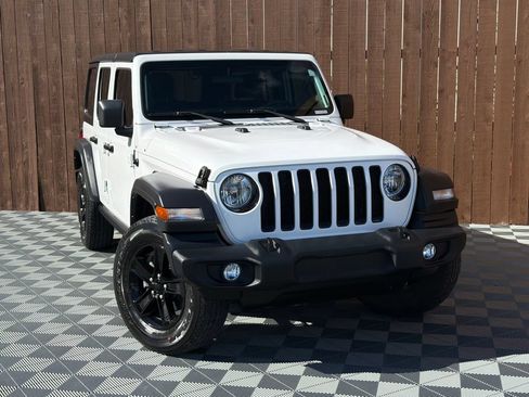 Used 2023 Jeep Wrangler Unlimited Sport AWD/4WD image 10
