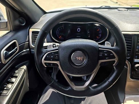 Used 2015 Jeep Grand Cherokee Limited w/ Luxury Group II image 10