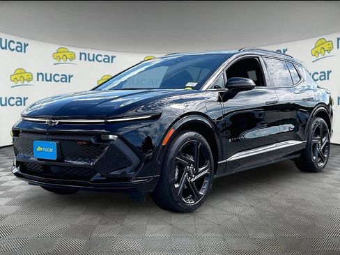 Used 2024 Chevrolet Equinox EV RS FWD image 3