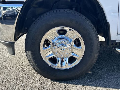 Used 2022 RAM 2500 Big Horn image 11