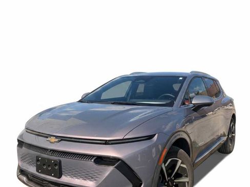 Used 2025 Chevrolet Equinox EV LT w/ Convenience Package FWD image 1
