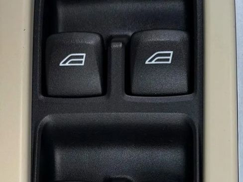 Used 2015 Volvo S60 T5 Premier image 23