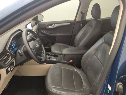 Used 2020 Ford Escape SE FWD image 17