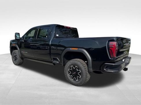 New 2026 GMC Sierra 2500 AT4X AWD/4WD image 3