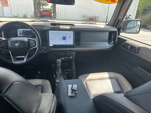 Used 2024 Ford Bronco Wildtrak AWD/4WD image 17