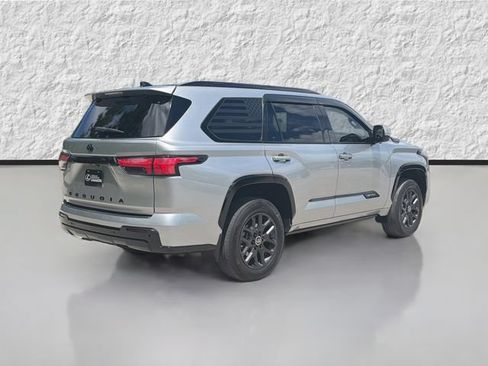 Used 2023 Toyota Sequoia Platinum AWD/4WD image 3