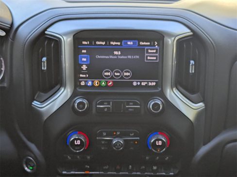 Certified 2022 Chevrolet Silverado 1500 LTZ w/ LTZ Convenience Package II image 16