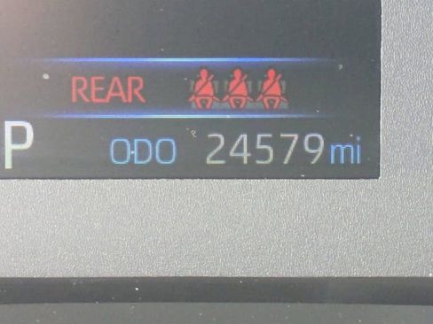 Used 2023 Toyota Corolla Cross LE image 24