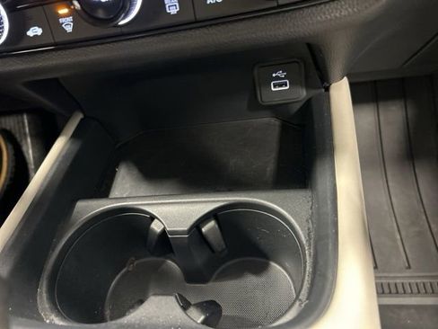 Certified 2025 Honda HR-V LX image 22