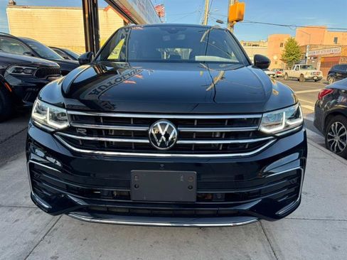 Used 2024 Volkswagen Tiguan SEL R-Line AWD/4WD image 5