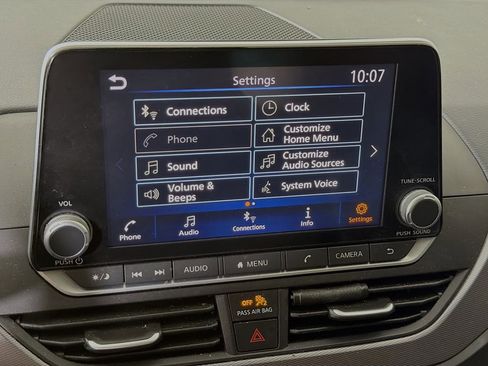 Used 2023 Nissan Altima 2.5 SR FWD image 32