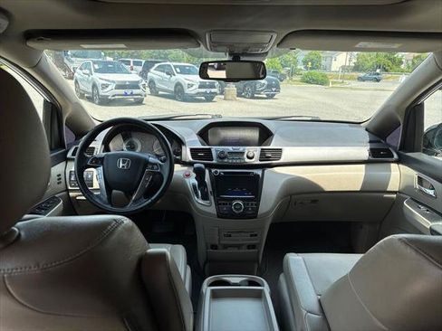 Used 2014 Honda Odyssey Touring image 24