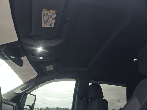 Certified 2025 Chevrolet Silverado 2500 Custom w/ Custom Value Package image 20