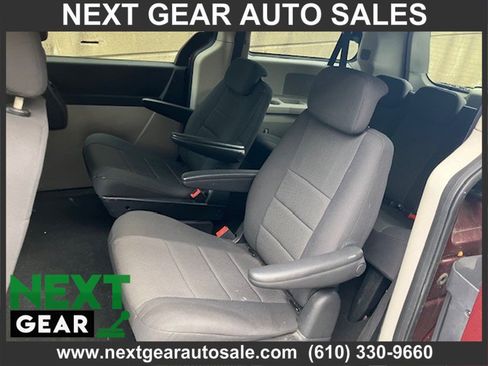 Used 2009 Dodge Grand Caravan SE w/ Climate Group FWD image 7